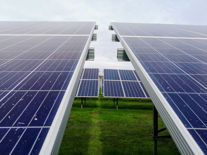 Solar and Wind Green Energy